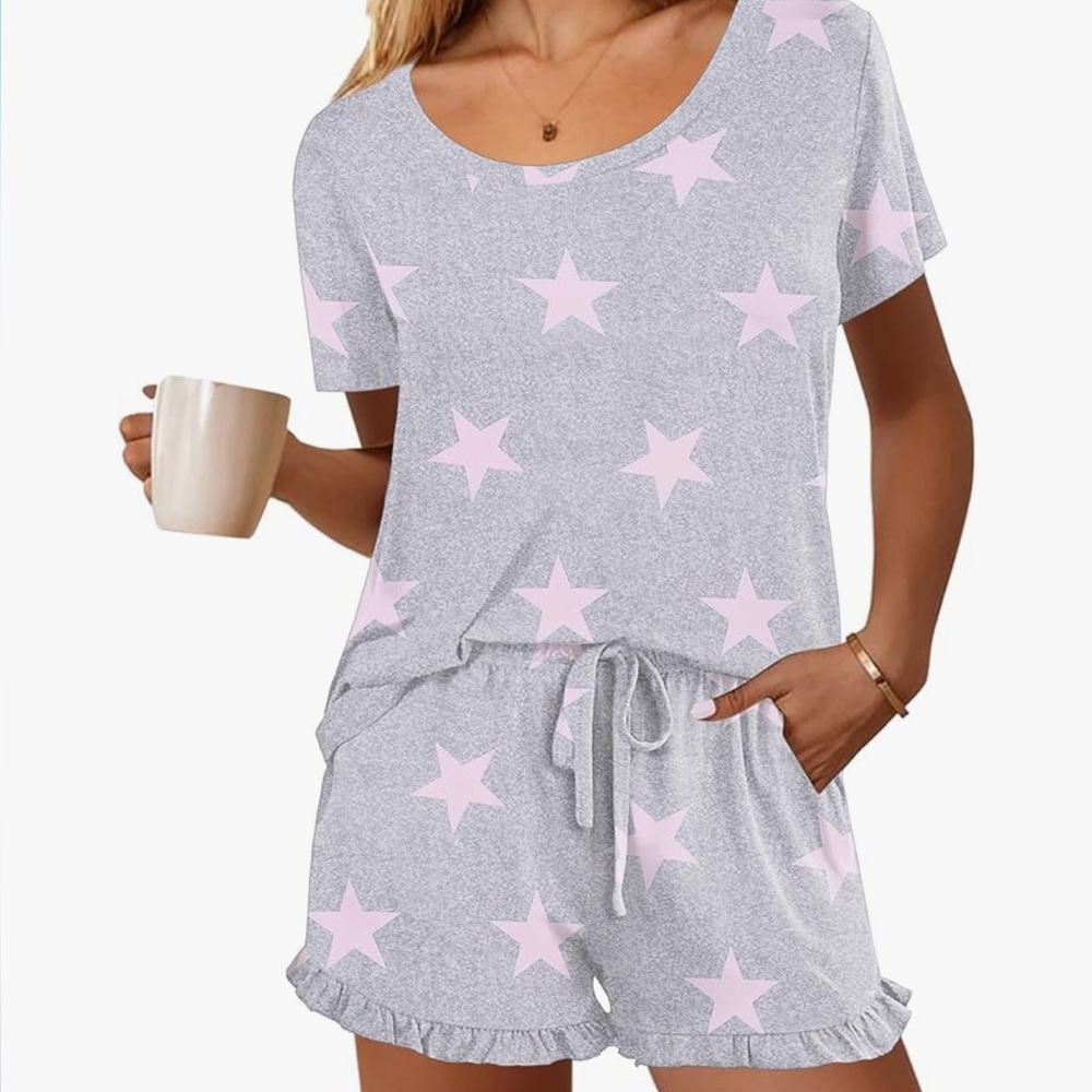 ⭐️NWT- Star Pijamas⭐️